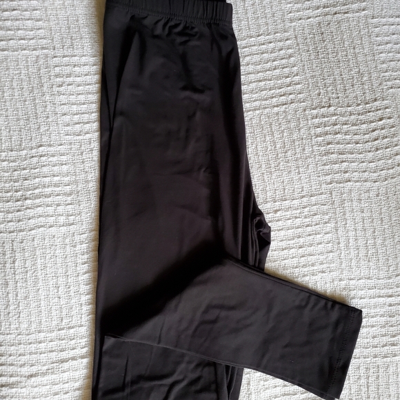 NWOT Kotii Leggings - Picture 2 of 2